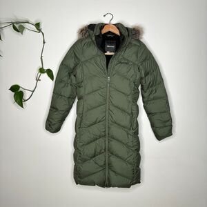 Marmot - Women's Montreaux 700 Fill Down Coat - Size Small (S) - Great Condition